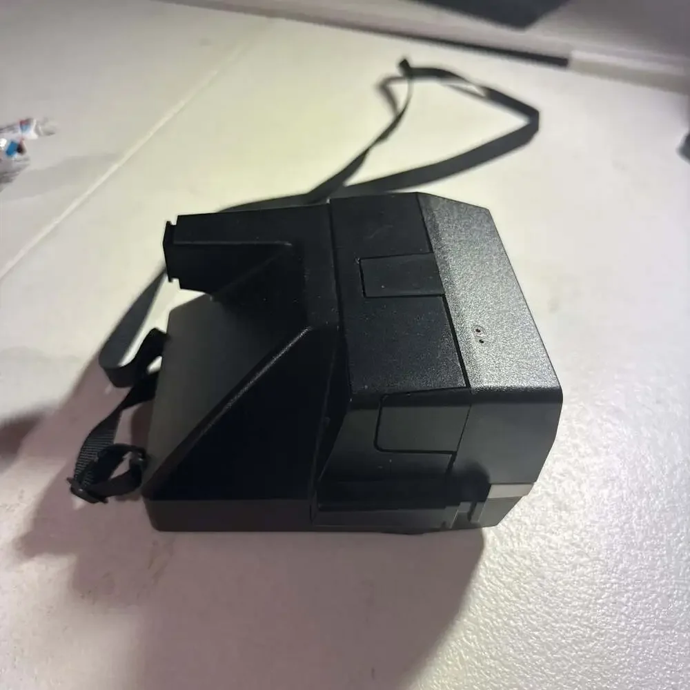 Vintage Polaroid Sun 600 LMS Instant Camera with Strap